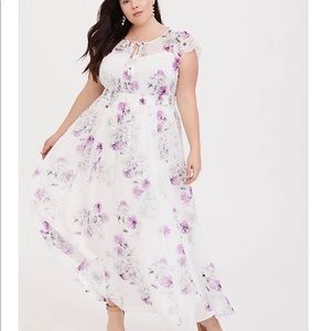 WHITE FLORAL CHIFFON MAXI DRESS